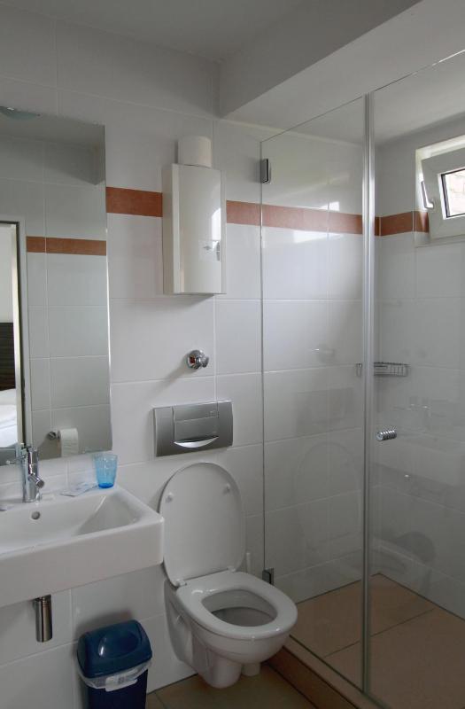 Double Room image 2