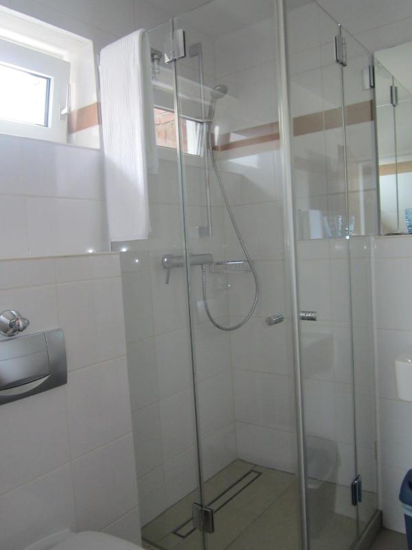 Single Room image 2