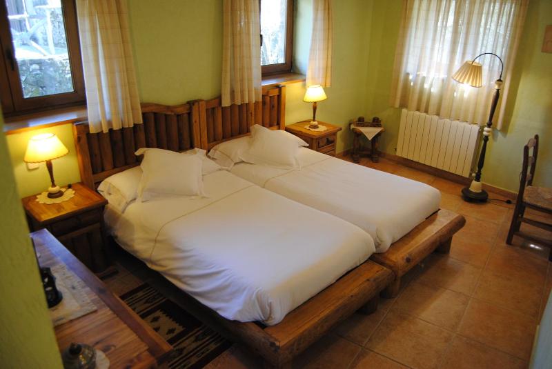 Superior Double Room image 3