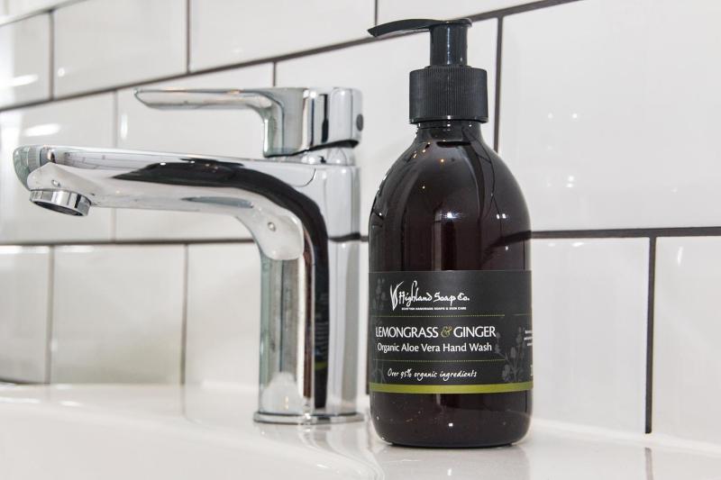 Mckays Suite (main building) image 2