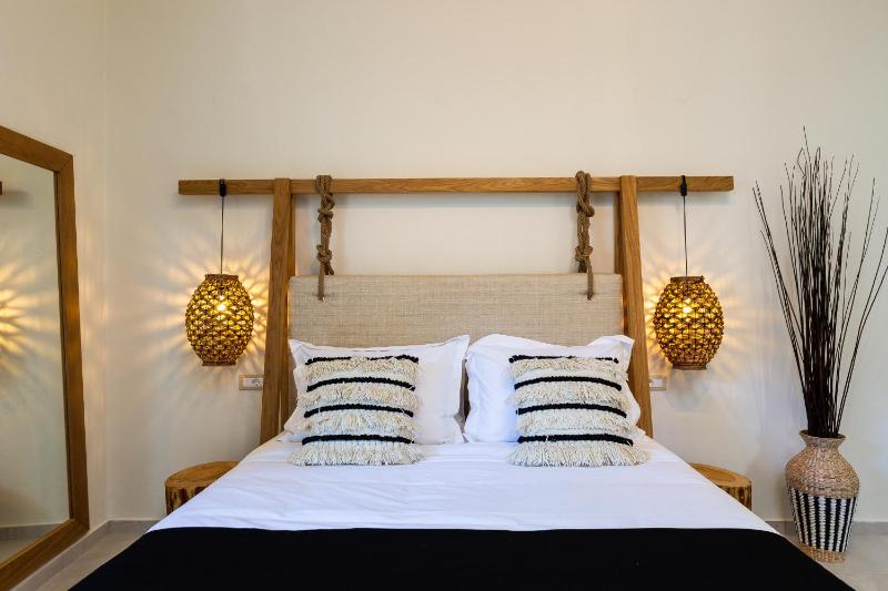 Nostos Beach Boutique Hotel - image 7