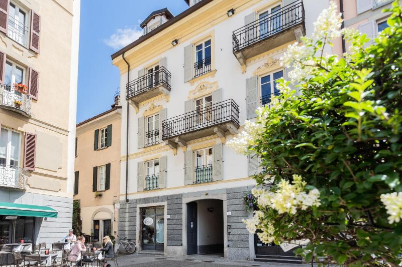 Shades Of Como Private Terrace by Rent All Como - image 5