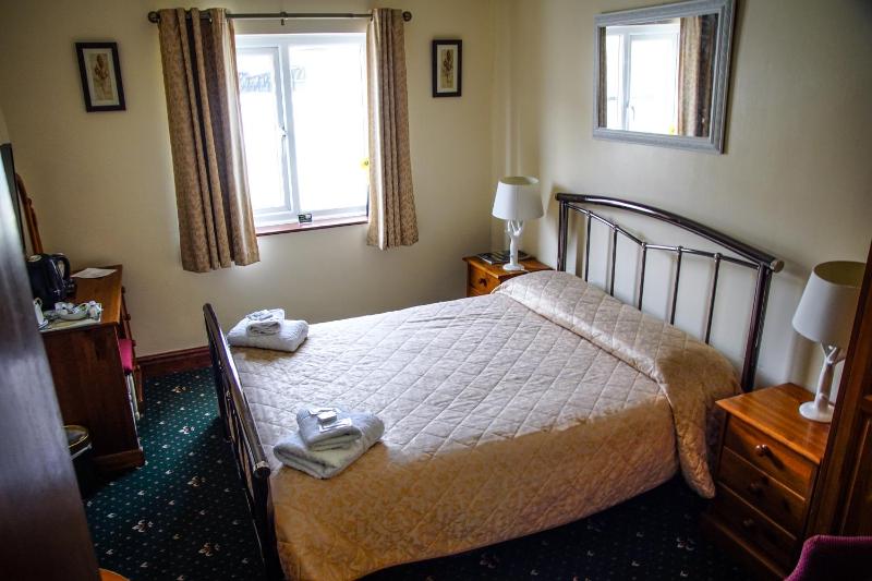 Double Room image 2