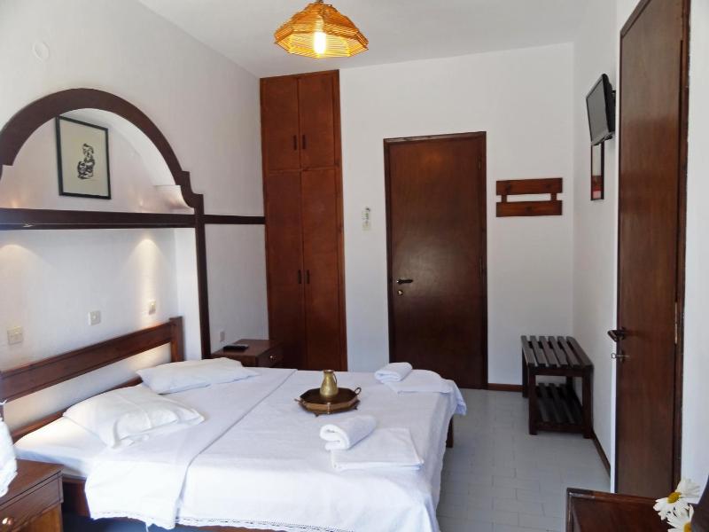 Two-Bedroom Apartment with Partial Sea View image 4