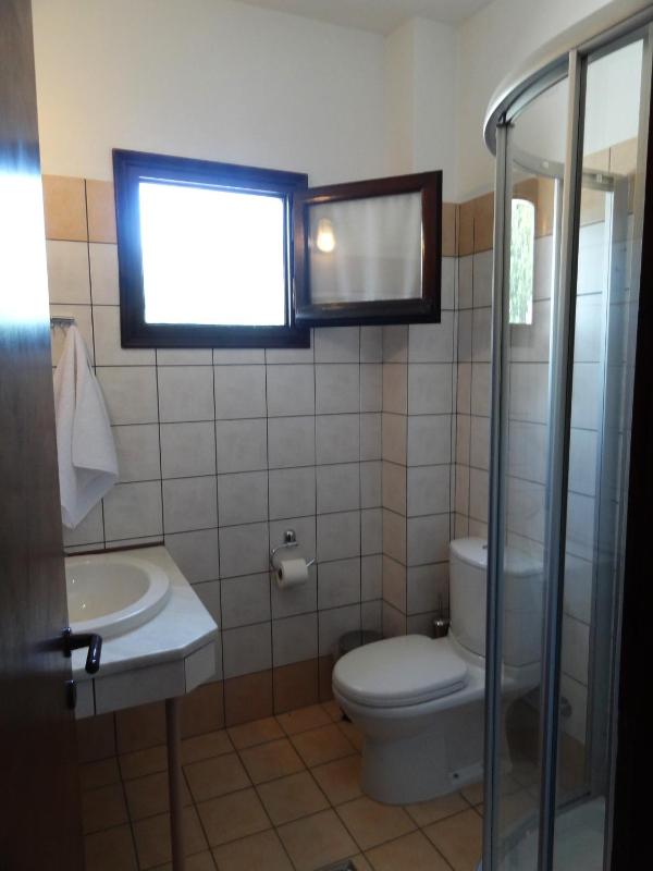 Double Room with Garden View image 2