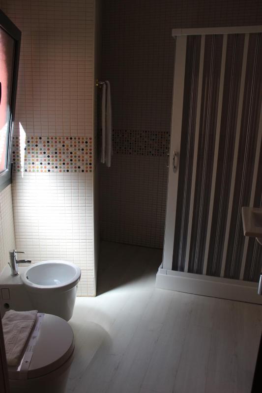 Quadruple Room image 4