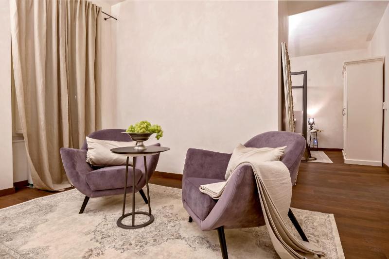 Deluxe Double Room with Sea View image 2