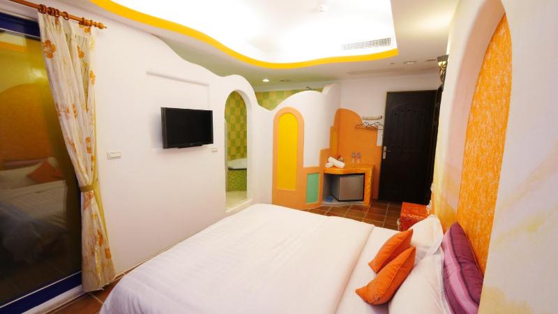 Long Yuan Ju Homestay - image 10
