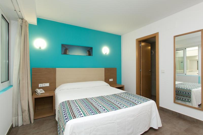 Economy Double or Twin Room image 1