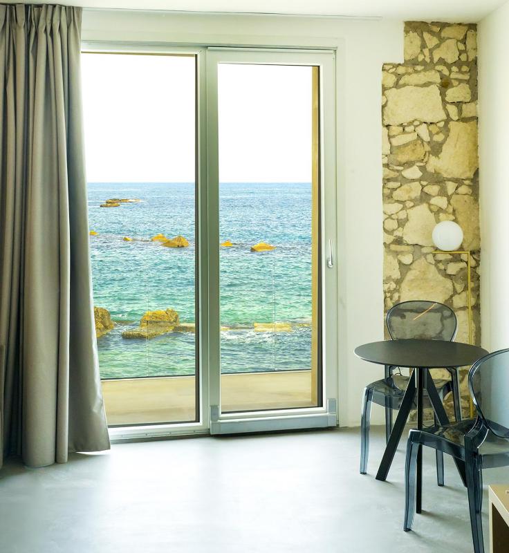 Re Dionisio Luxury Suites - image 32