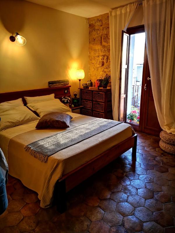 Aljama - Downtown B&B - image 9