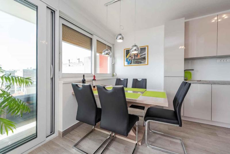 Sea the Sunset Apartment - image 23