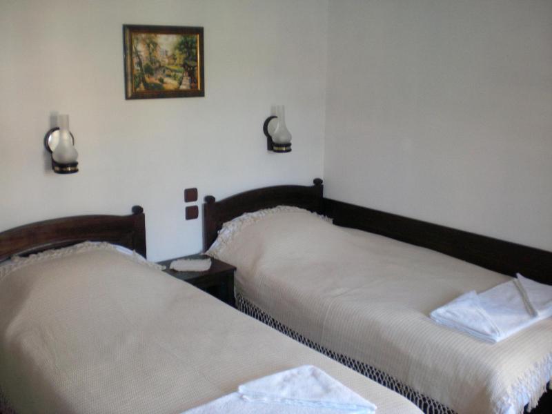 Three-Bedroom Villa image 1