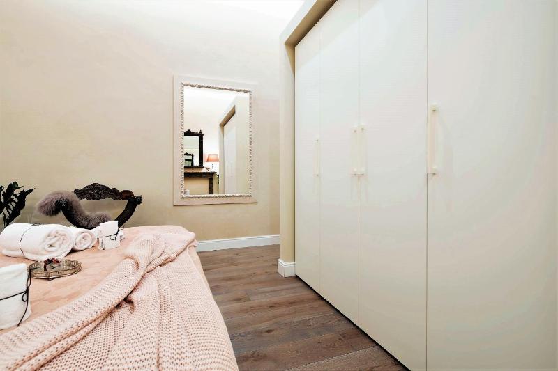 Fratta5 Luxury Apartment - image 8