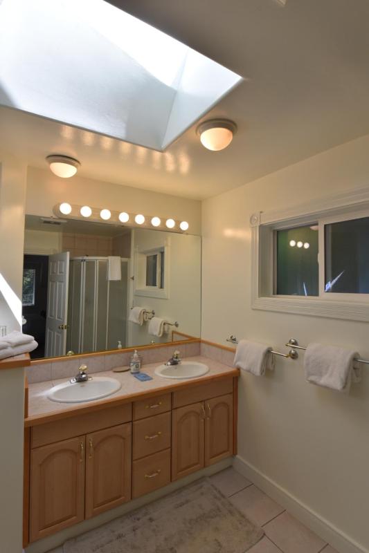 Double Room with Garden View image 2