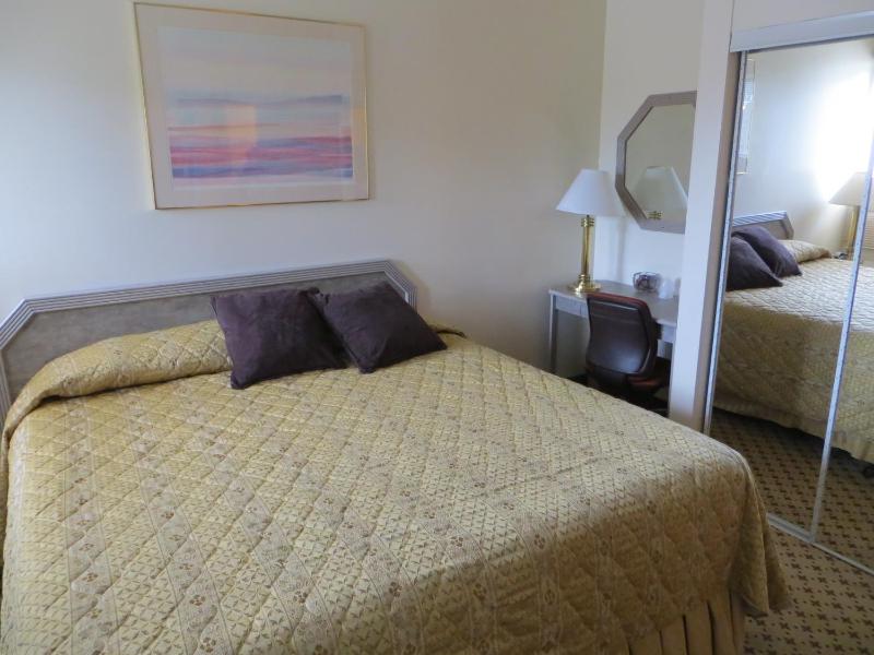 King Room image 2