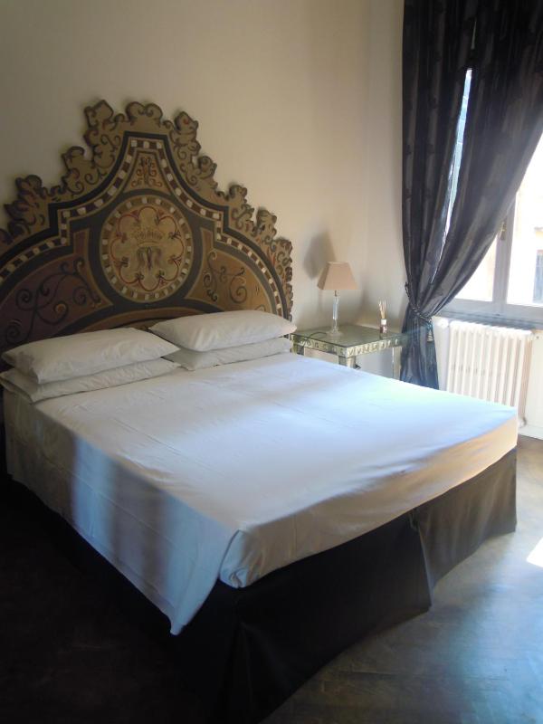 Junior Suite with Garden View image 1