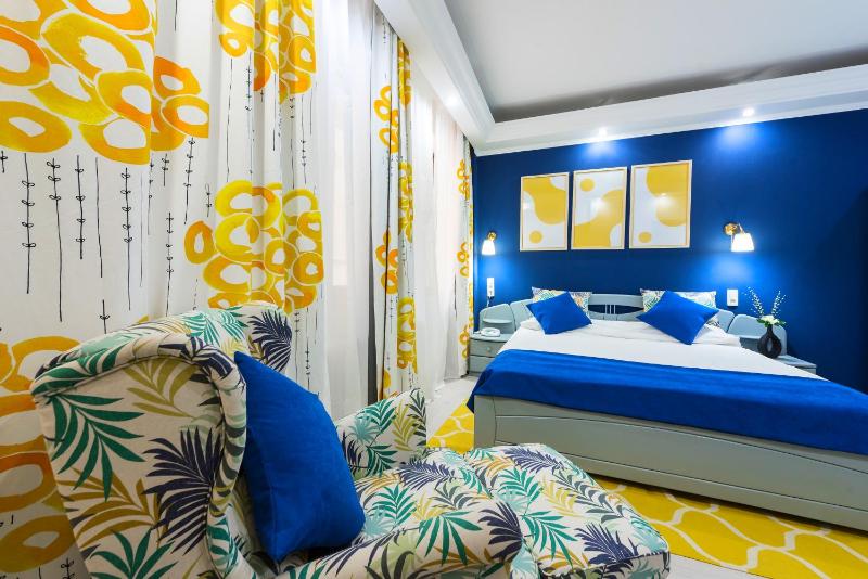 Standard Double Room image 4