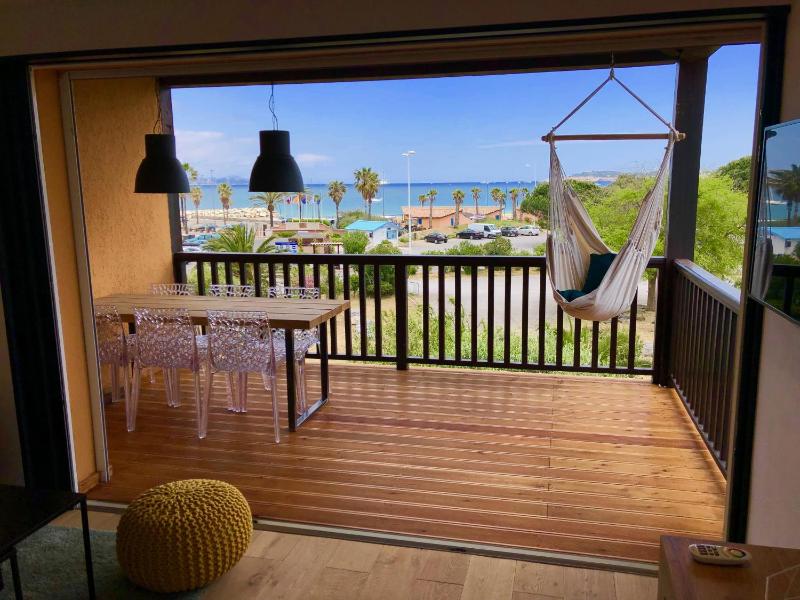 Appartement climatisé refait à neuf - VUE MER Saint-Tropez - Piscine- 50m plage Images