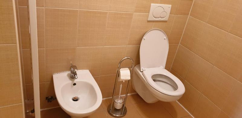 Junior Suite with Balcony image 2