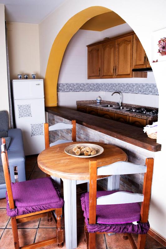 Two-Bedroom Apartment with Mountain View (4 Adults) image 3