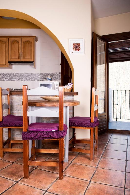 Two-Bedroom Apartment with Mountain View (4 Adults) image 2