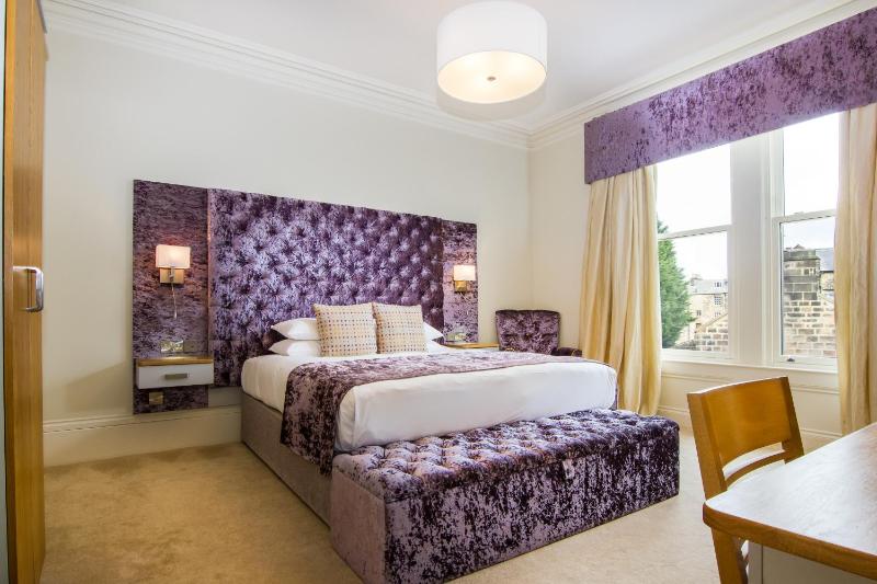 Deluxe Double Room image 1