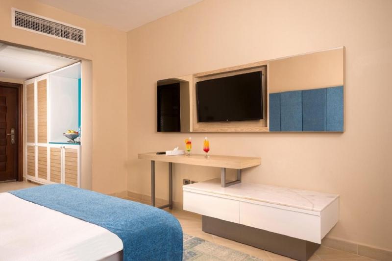 Gravity Hotel & Aqua Park Hurghada Families and Couples Only - image 12