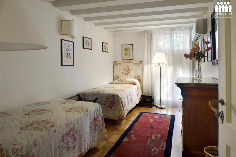 Deluxe Apartment image 3