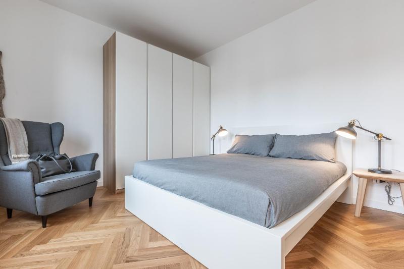 Apartment with Terrace image 4