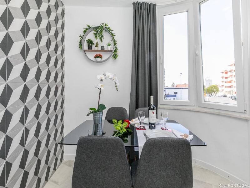 HAppy House - image 4