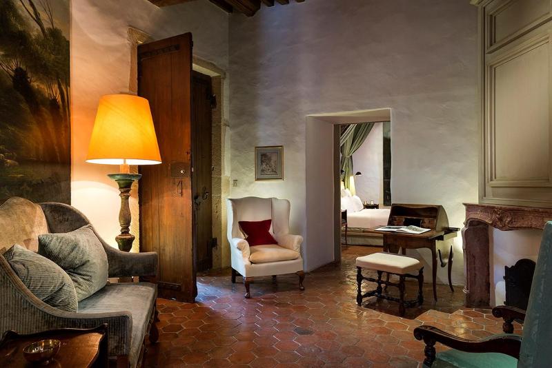 Classic Castle Suite image 4