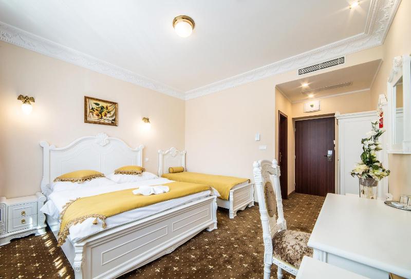 Budget Twin Room image 1