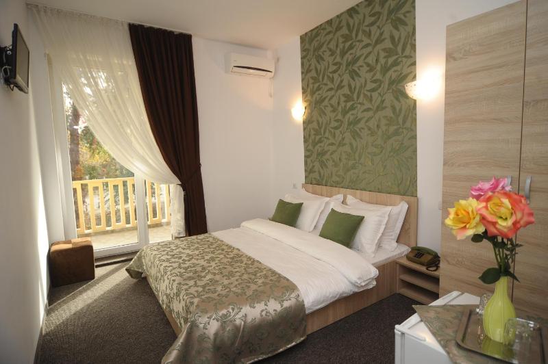 Hotel Pinguin - image 14