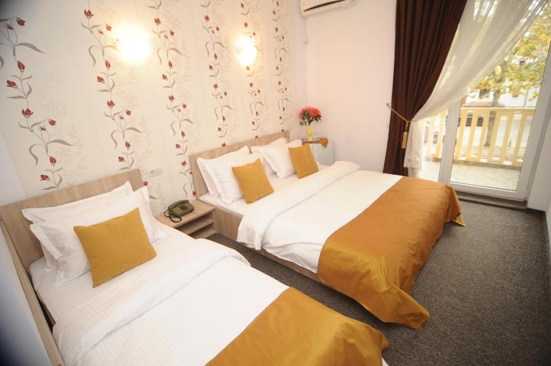 Hotel Pinguin - image 25