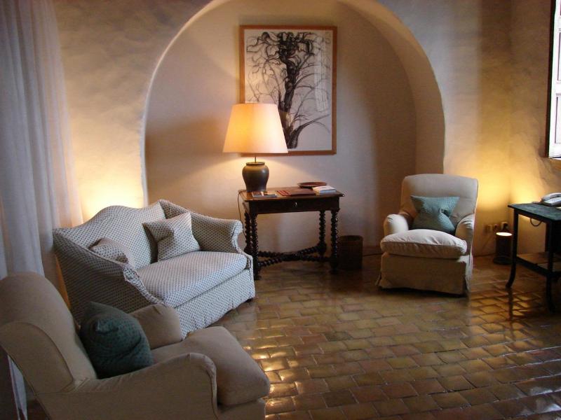 Garden Suite- Claude Camus image 4