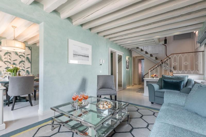 Apartment with Terrace image 4