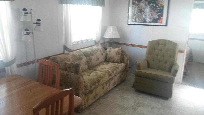 Two-Bedroom Cottage image 3