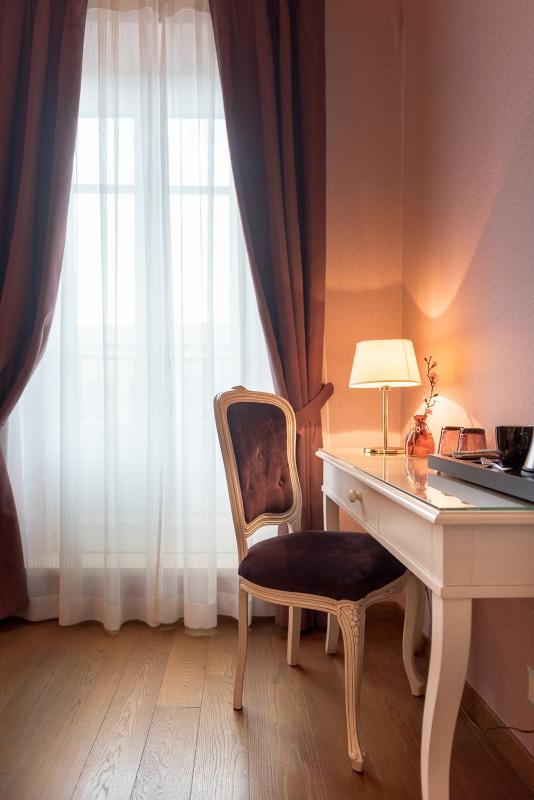 Standard Double Room image 4