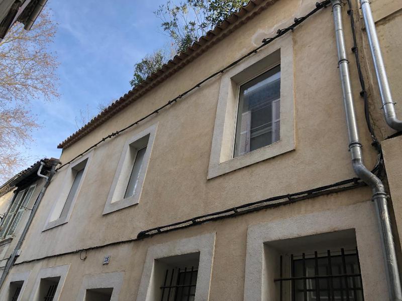A l'ombre du Palais - image 1