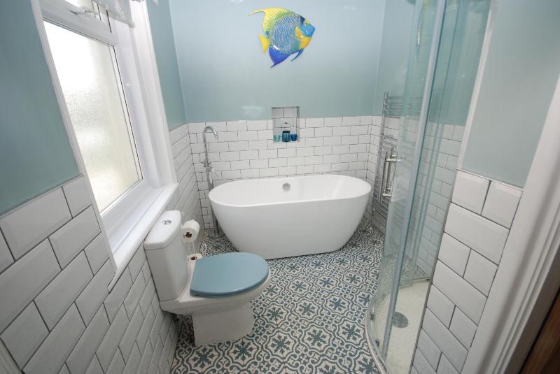 Weymouth Vegan B&B - image 14