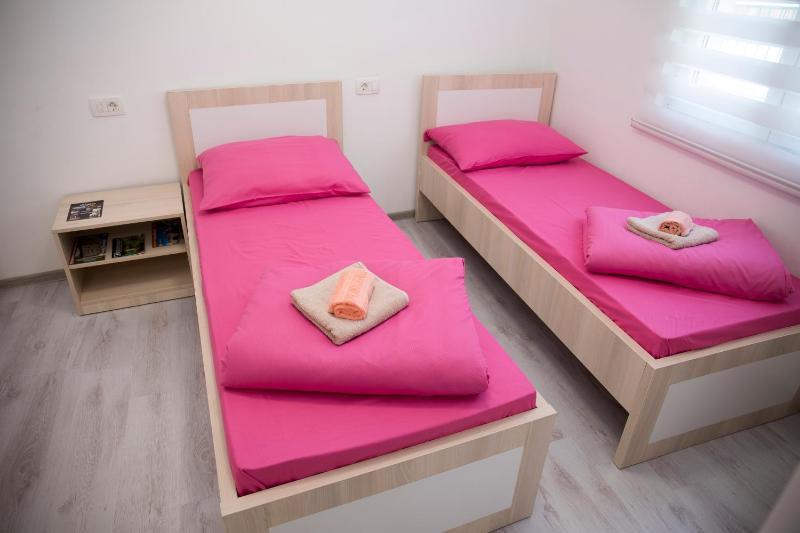 One-Bedroom Apartment image 4