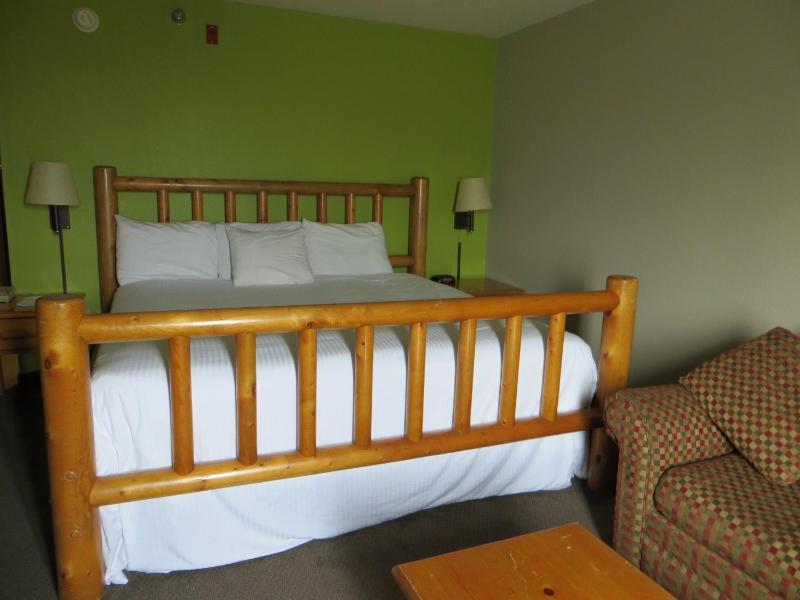 Superior King Suite - Non-Smoking image 4