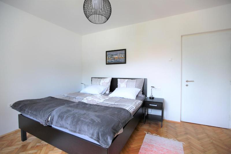 Two-Bedroom Apartment image 4