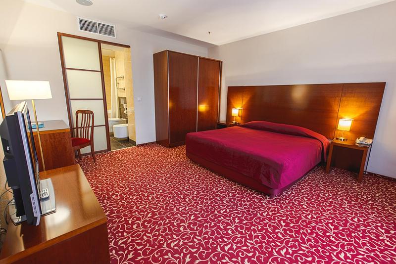 Suite image 2