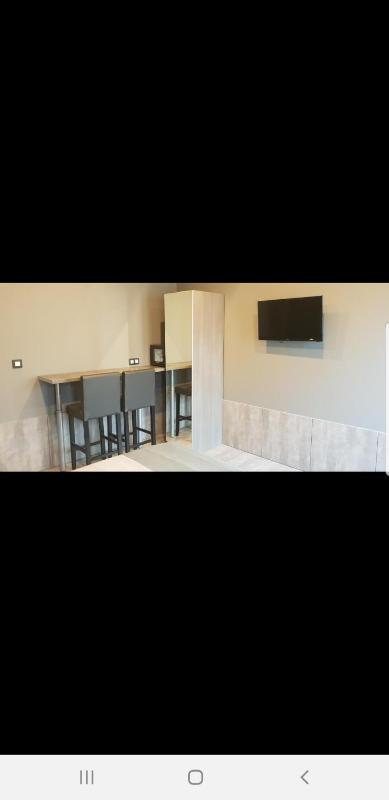 Budget Double Room image 4