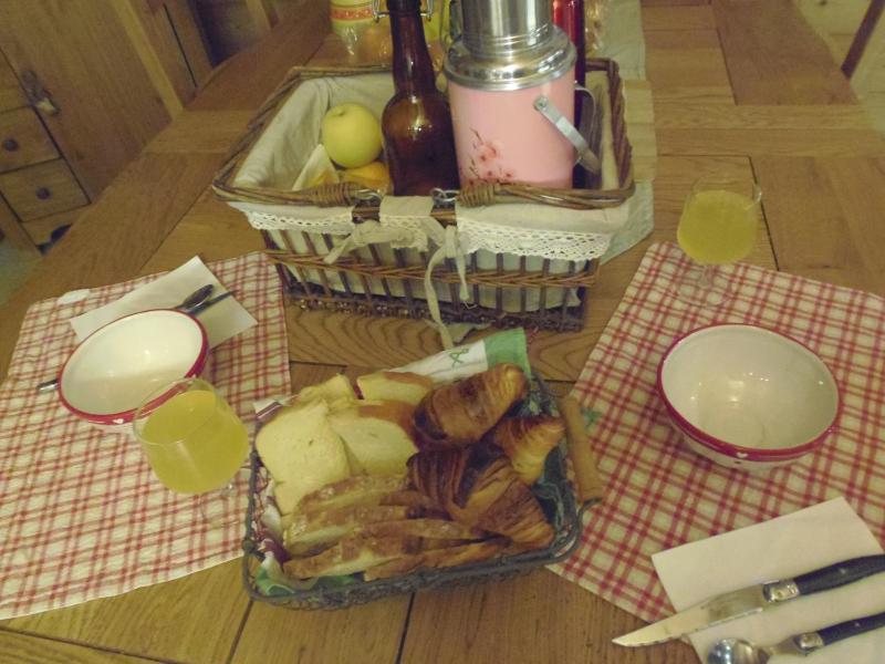 Apartment with Terrace image 2