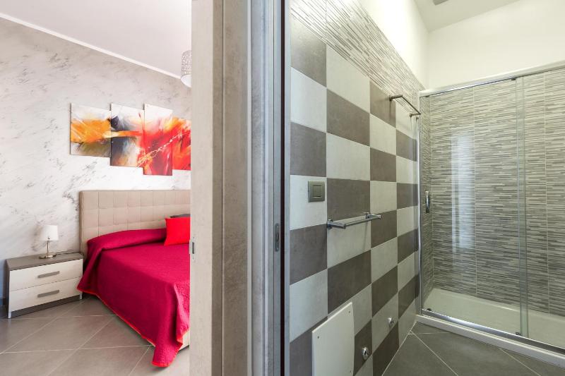 One-Bedroom House image 3