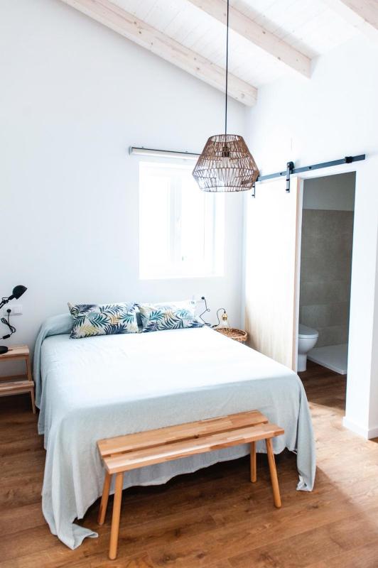 Double Room with Private Bathroom image 1