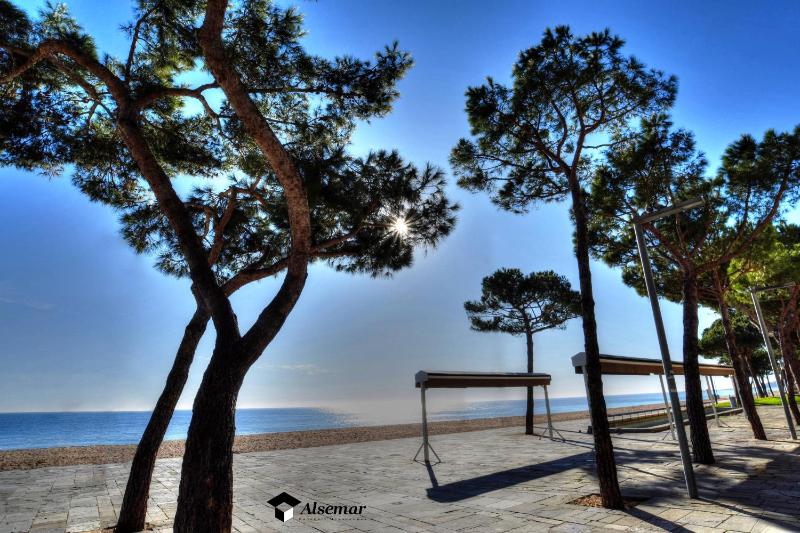 Catalunya Apartament per 4 persones en edifici del passeig marítim amb vistes sobre la Vall d'Aro - image 32